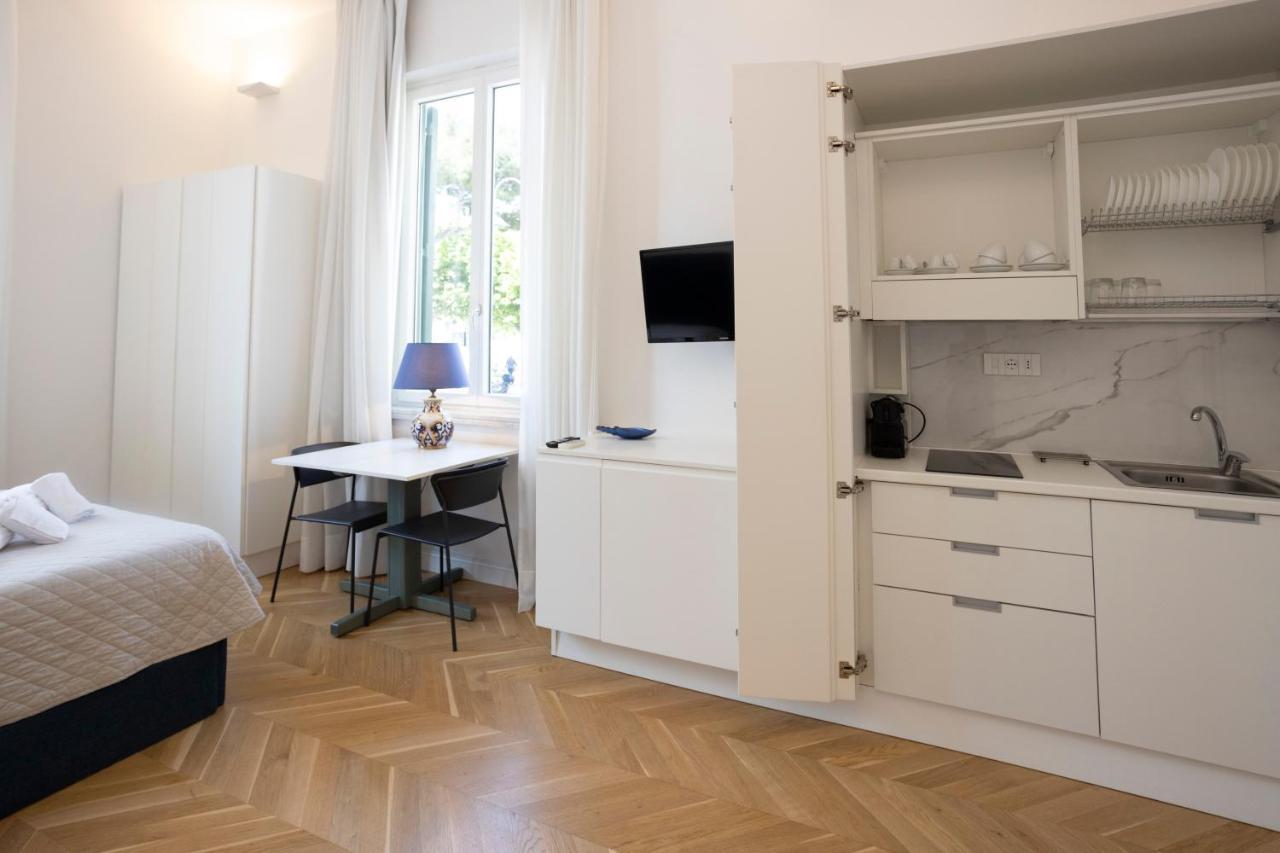 Sinonda Luxury Apartment Майори Екстериор снимка
